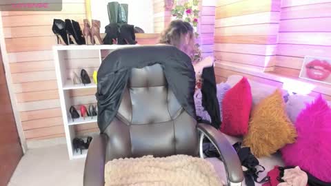 Sol online show from March 1, 12:09 pm