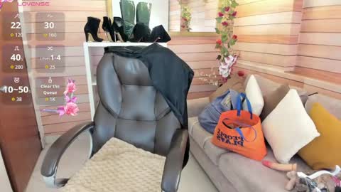 Sol online show from April 18, 11:01 am