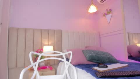 _wendy_x online show from September 24, 11:39 am