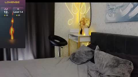 Jasmine online show from February 26, 11:21 am