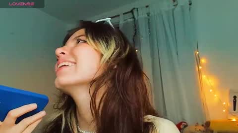 _yourcherrybomb online show from February 24, 9:53 am