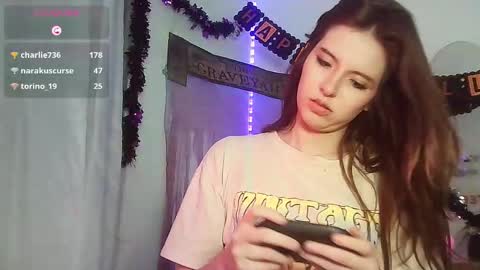 _yourcherrybomb online show from October 17, 1:20 am