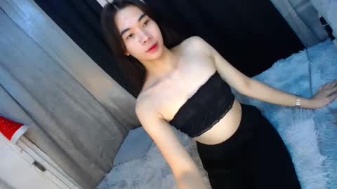 Snapshot of _yoursexwife_ chatting on December 28, 4:20 pm sheng online show from December 28, 4:20 pm