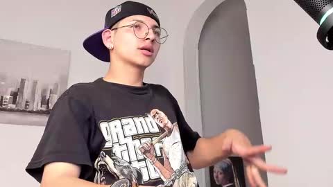 alejo online show from March 9, 4:05 am