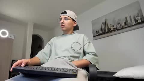 alejo online show from March 11, 2:53 am