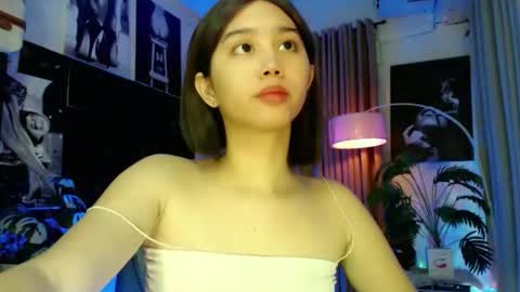 Lovely Yana  online show from December 16, 7:37 am