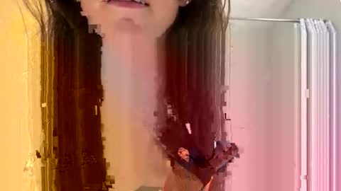 Snapshot of a_rae93 chatting on October 18, 8:02 pm a_rae93 online show from October 18, 8:02 pm