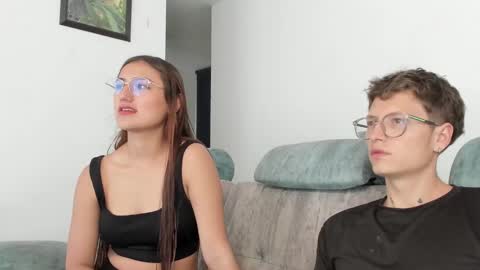 Snapshot of a_sexy_couple__ chatting on February 26, 5:31 pm A Sexy Couple online show from February 26, 5:31 pm