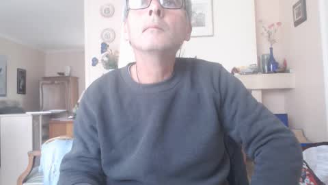 Snapshot of aalex1717 chatting on September 23, 7:13 am Aalex1717 online show from September 23, 7:13 am