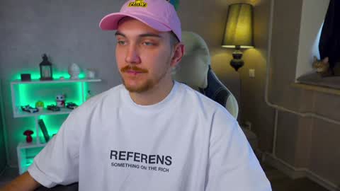 Alex online show from February 4, 8:02 am