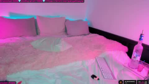 Aaliyahlayla online show from March 28, 8:27 am