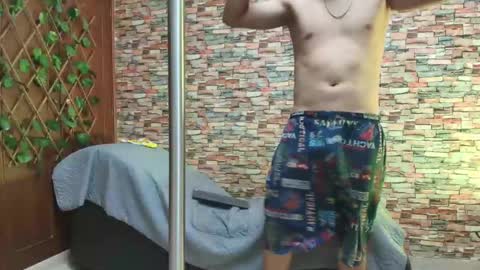 Aaron y Antonella online show from September 28, 1:42 pm