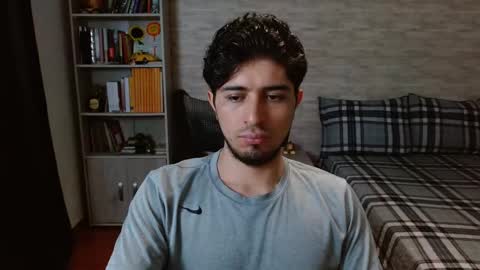 Aaron online show from February 6, 7:49 pm