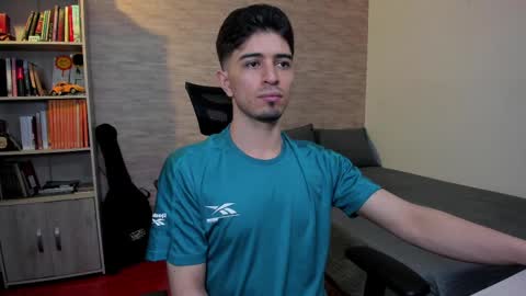 Aaron online show from February 26, 8:15 pm