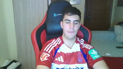 aaronlavine online show from December 3, 4:22 pm