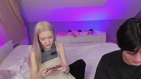 Fiona and Harry online show from March 8, 11:39 pm