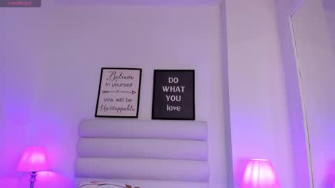 abbey_walker online show from February 10, 11:13 am