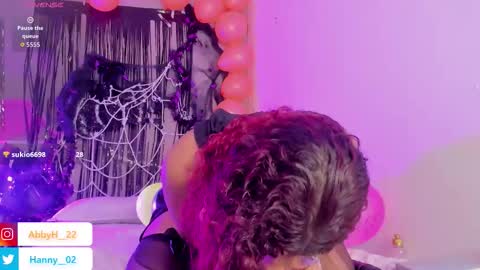 Abby online show from October 25, 3:23 pm