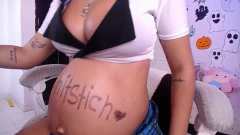 ABBY online show from October 26, 12:28 pm