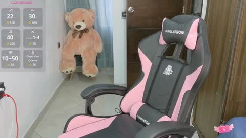 ABBY  online show from December 15, 8:15 pm