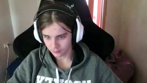 abbysal_blade online show from November 30, 5:58 am