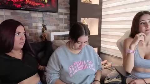 Snapshot of abella_as_ chatting on September 24, 4:03 pm abella_as_ online show from September 24, 4:03 pm
