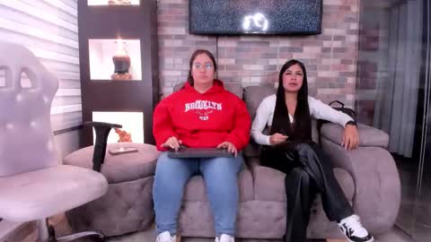 abella_as_ online show from February 11, 11:58 am