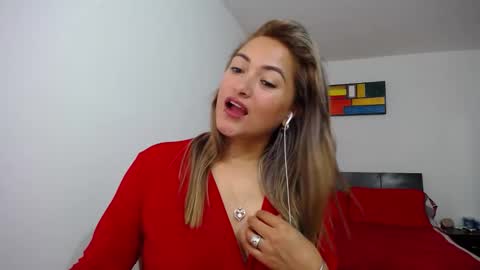 Snapshot of abie_spicy_ chatting on March 3, 12:50 pm ximena online show from March 3, 12:50 pm