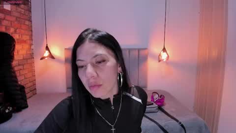 Abril Fox online show from April 23, 7:59 pm