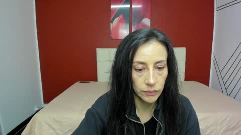 ABRIL online show from February 6, 7:29 pm