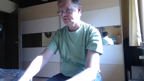 ach471 online show from March 9, 12:20 pm