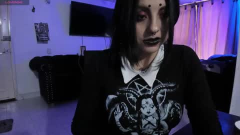 Snapshot of acid_alice666 chatting on February 25, 3:53 pm Alice online show from February 25, 3:53 pm