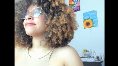 Snapshot of ada_gales_ chatting on September 24, 4:41 am Isa online show from September 24, 4:41 am