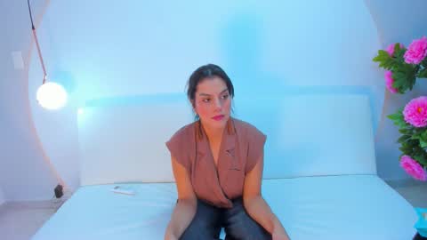    online show from December 17, 2:13 pm