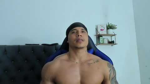 adam boss online show from April 9, 9:42 pm