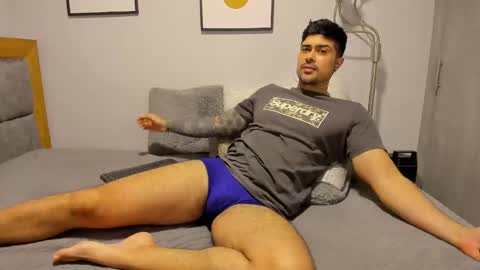 Snapshot of adam_clarke chatting on February 13, 8:27 am adam clarke online show from February 13, 8:27 am