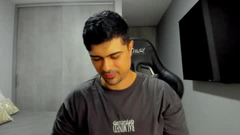 adam clarke online show from February 24, 2:36 am