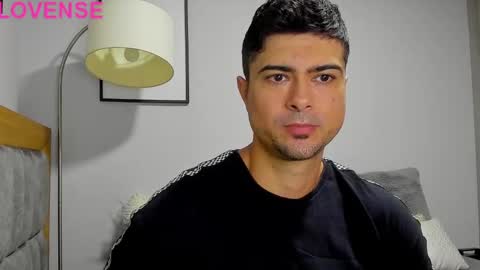 Snapshot of adam_clarke chatting on October 14, 9:56 am adam clarke online show from October 14, 9:56 am