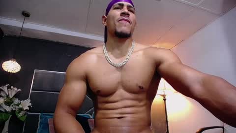 Snapshot of adam_fit19cm chatting on September 9, 3:23 pm adam_fit19cm online show from September 9, 3:23 pm