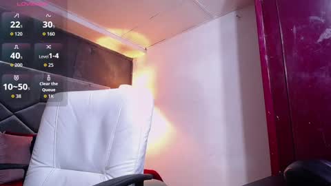 Snapshot of adam_fit19cm chatting on October 3, 2:36 pm adam_fit19cm online show from October 3, 2:36 pm