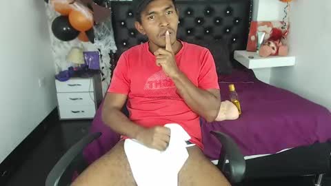 adam_morgan2 online show from October 17, 6:28 am