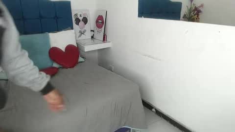 adam_morgan2 online show from November 21, 4:10 am