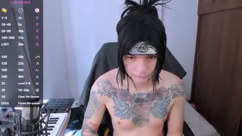  Adam online show from November 10, 3:59 pm