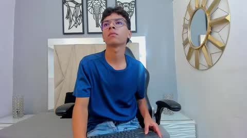 Adams Bobby online show from January 8, 11:27 am