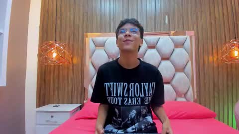 Adams Bobby online show from January 17, 11:30 am