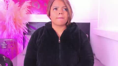 Snapshot of adams_cloe chatting on October 14, 11:46 am Cloe Adams online show from October 14, 11:46 am