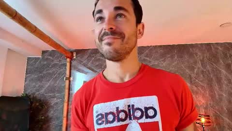 Im Adams Sanz online show from March 3, 9:00 pm