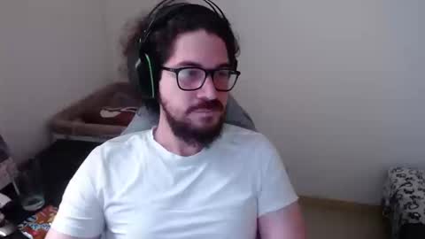 Snapshot of adamussutekh chatting on September 27, 5:11 pm Adam online show from September 27, 5:11 pm