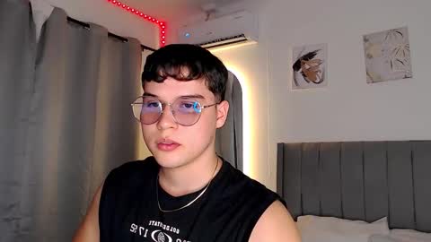 adan___tyler online show from October 17, 11:53 pm