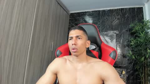 Adan Sin online show from March 19, 5:29 pm